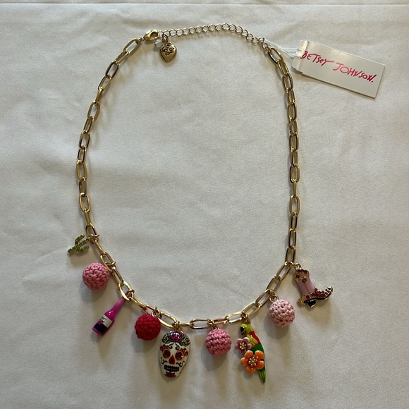 Betsey Johnson HOLA TO LOVE COWGIRL CHARM NECKLACE PINK NWT - Picture 4 of 8